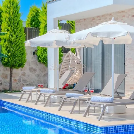 Ruzanna - Kalkan 카스